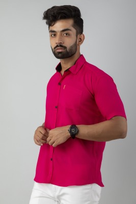 Surhi Men Solid Casual Pink Shirt