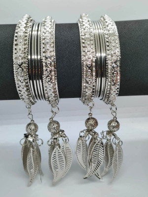 Fashion Beyond Imagination Alloy Silver Bangle Set(Pack of 2)