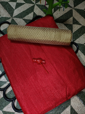 VRINDITA FASHION Solid/Plain Bollywood Art Silk Saree(Red)