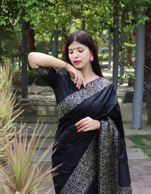 Gold Art Fashion Woven Kanjivaram Jacquard, Pure Silk Saree(Black)