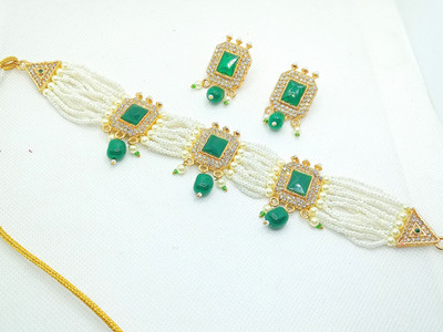 krishna imitaiton jewelry Alloy Gold-plated Green, Gold, White Jewellery Set(Pack of 1)