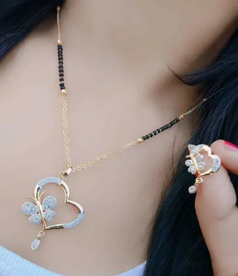 Krishna Creation Alloy Gold-plated White Jewellery Set(Pack of 1)