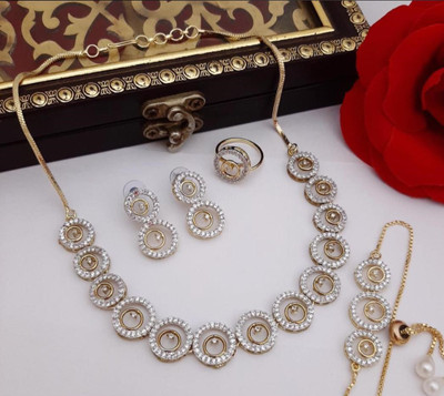 HETPRIT Alloy Gold-plated White, Gold Jewellery Set(Pack of 1)