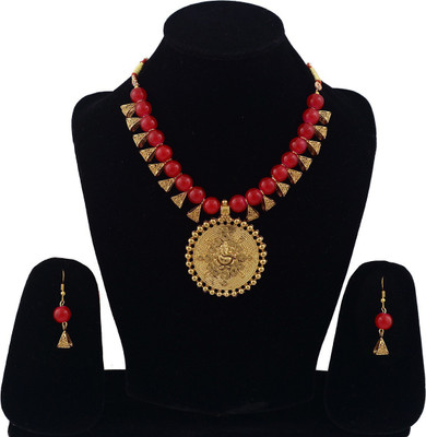 Darsha Collections Alloy Gold-plated Red Jewellery Set(Pack of 1)