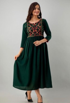 SSCS Women Embroidered Anarkali Kurta(Green)