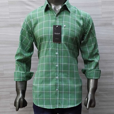 Macbear Men Checkered Casual Green Shirt