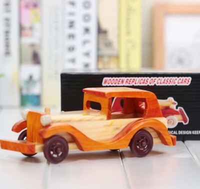 Annie Shoppee Wooden Showpiece Car for Kids Decorative Showpiece  -  7 cm(Wood, Brown)