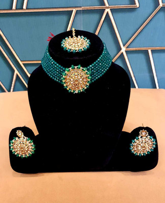Gorgeous Gems Brass Green, Gold Jewellery Set(Pack of 1)