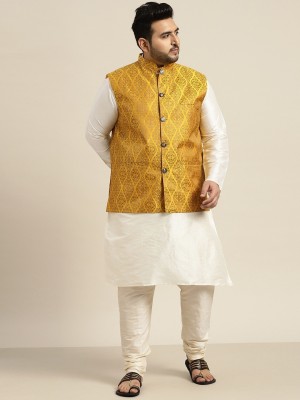 SOJANYA Men Kurta Churidar Ethnic Jacket Set