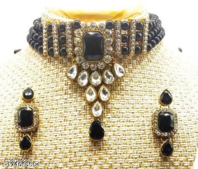 padmawati Alloy Gold-plated Black Jewellery Set(Pack of 1)