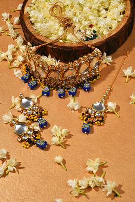 SOHI Alloy Gold-plated Multicolor Jewellery Set(Pack of 1)