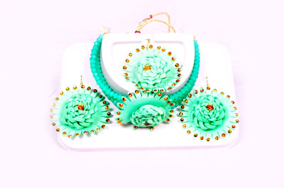 Classic Versatile Fabric Green Jewellery Set(Pack of 1)