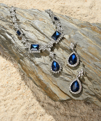 SOHI Alloy Silver Blue, White, Silver Jewellery Set(Pack of 1)