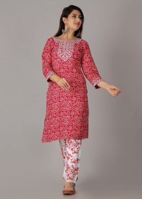 Krishna kurties Women Kurta Pant Set