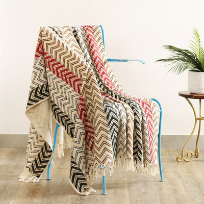 Ravaiyaa - Attitude Is Everything Self Design Single Throw for  AC Room(Cotton, White Zig Zag)