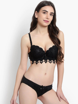 Nakshu Lingerie Set
