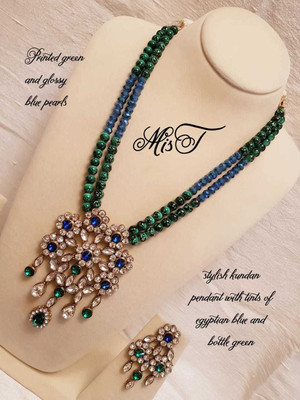 White pearl Alloy Gold-plated Green, Blue, White Jewellery Set(Pack of 1)