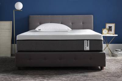 Loom & Needles Orthopedic Multi Layered Zoned Memory Foam Medium Firm 8 inch Queen High Resilience (HR) Foam Mattress
