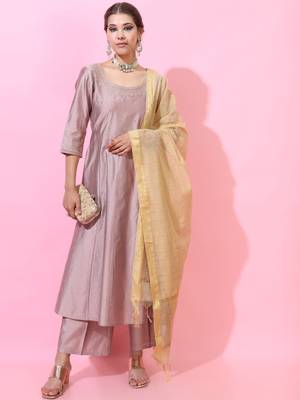 Vishudh Women Kurta and Palazzo Set Price History
