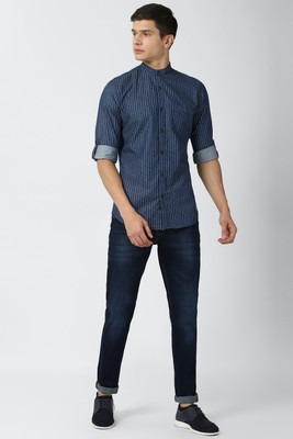 VAN HEUSEN Men Solid Casual Dark Blue Shirt