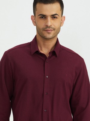 INDIAN TERRAIN Men Solid Casual Blue Shirt