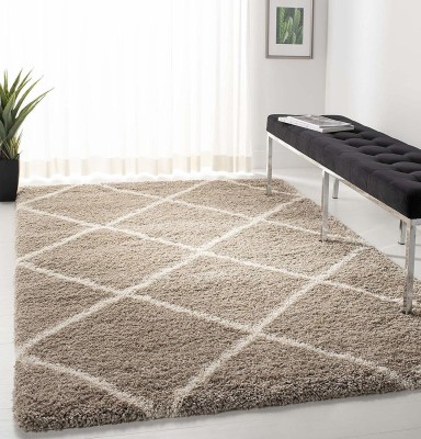 Shag Weaving Beige Polyester Carpet(5 ft,  X 8 ft, Rectangle)
