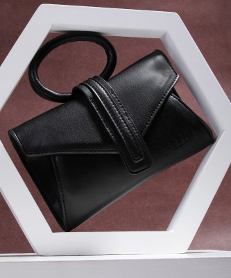 Haute Sauce Black Shoulder Bag SS22_HSHB1243