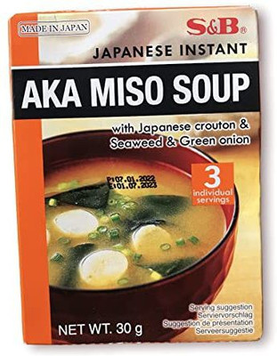 S&B Japanese Instant AKA Miso Soup with Japanese crouton & seaweed & Green Onion(30 g)