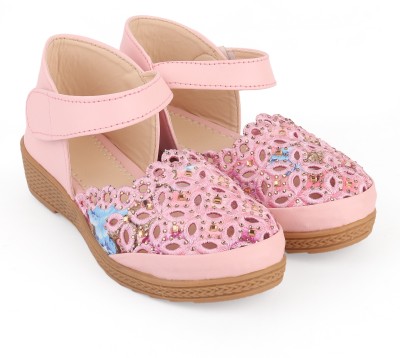 SIYA Girls Velcro Strappy Sandals(Pink)