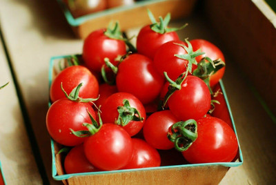 VibeX ® VMR-518 Dwarf Red and Yellow Cherry Tomato Rare Seeds Seed(200 per packet)