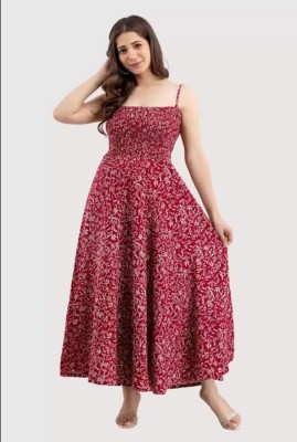 Ivaan Women Gown Maroon Dress