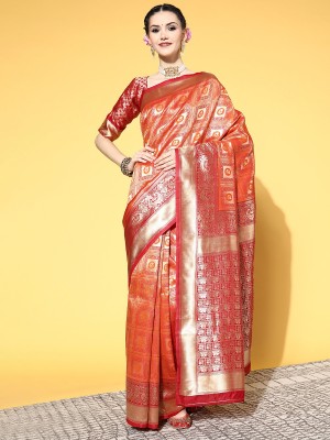 Ratnavati Floral Print Dharmavaram Silk Blend Saree(Orange)