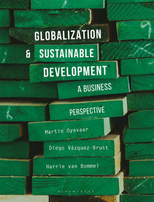 Globalization and Sustainable Development(English, Paperback, Oyevaar Martin)
