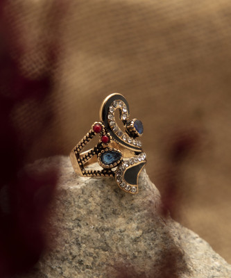 SOHI Alloy Gold Plated Ring