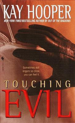 Touching Evil(English, Paperback, Hooper Kay)