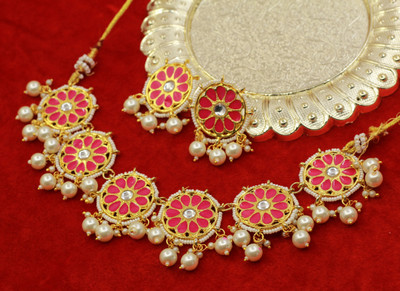 SAIYONI Brass Gold-plated Multicolor Jewellery Set(Pack of 1)