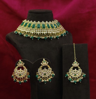 SAIYONI Brass Gold-plated Green, Gold Jewellery Set(Pack of 1)