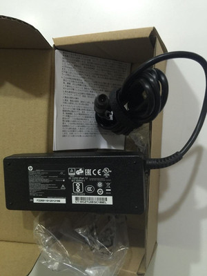 

HP W7Q01AA#ACJ 65 W Adapter
