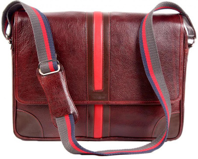 

Tortoise 15 inch Laptop Messenger Bag(Brown), Dark brown