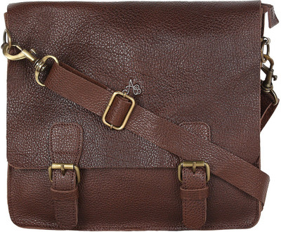 

Atlaa Batlaa 15 inch Laptop Messenger Bag(Brown), Dark brown