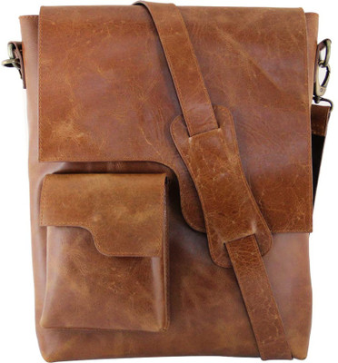

Mohawk 15 inch Laptop Messenger Bag(Brown)