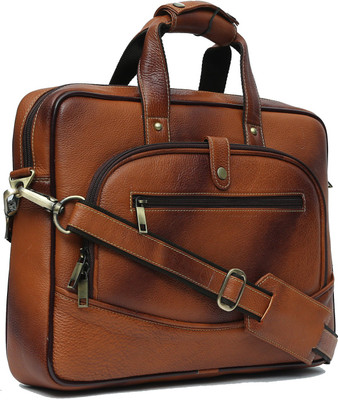 

WildHorn 14 inch Laptop Messenger Bag(Tan)