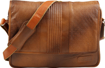 

Tortoise 15 inch Laptop Messenger Bag(Brown), Light brown