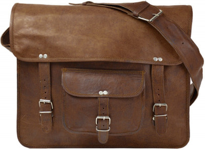 

Pranjals House 15 inch Laptop Messenger Bag(Brown)