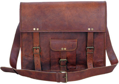 

Pranjals House 18 inch Laptop Messenger Bag(Brown)