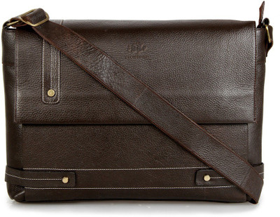 

The Clownfish 14 inch Laptop Messenger Bag(Brown)
