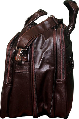 

Easies 18 inch Laptop Messenger Bag(Brown)