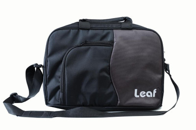 

Leaf 15.6 inch Laptop Messenger Bag(Black, Grey)