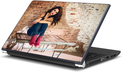 

Artifa Selena Gomez Printed Vinyl Laptop Decal 15.6