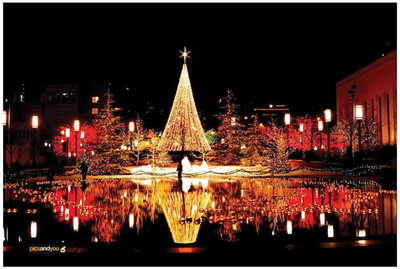 

Pics And You Pics And You Christmas Themed 40 Laptop Skin Vinyl Laptop Decal 15.6